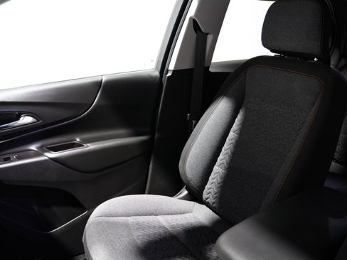 Used 2022 Chevrolet Equinox LT image 12