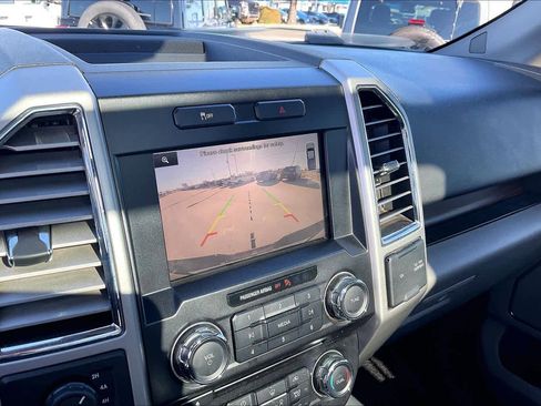 Used 2015 Ford F150 Lariat image 26