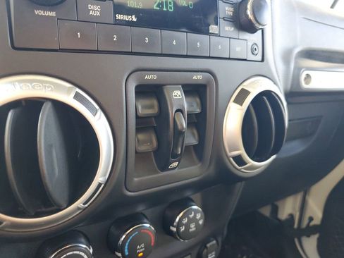 Used 2015 Jeep Wrangler Unlimited Sahara w/ Trailer Tow Group image 33