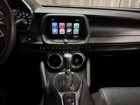 Used 2017 Chevrolet Camaro LT image 22