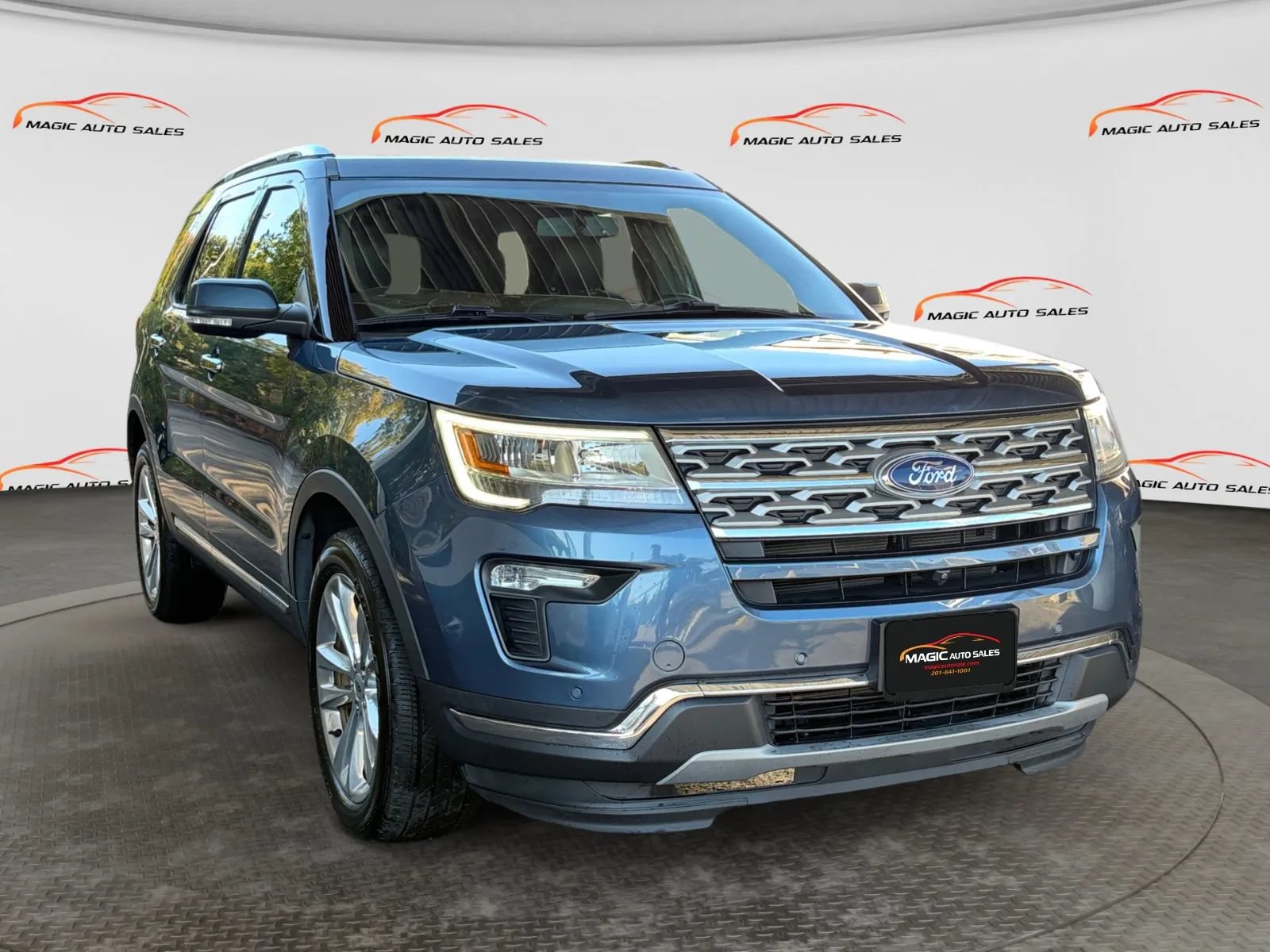 Used 2018 Ford Explorer Limited AWD/4WD image 5