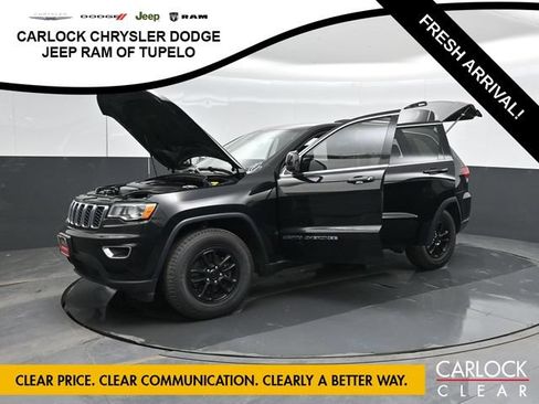 Used 2020 Jeep Grand Cherokee Laredo AWD/4WD image 53