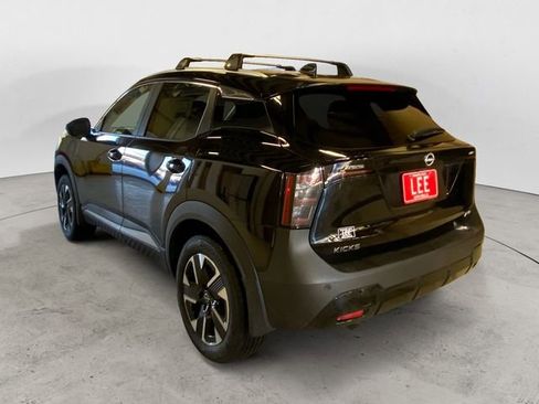 New 2026 Nissan Kicks SV w/ Cold Weather Package AWD/4WD image 3