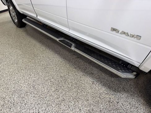 Used 2022 RAM 2500 Laramie AWD/4WD image 45