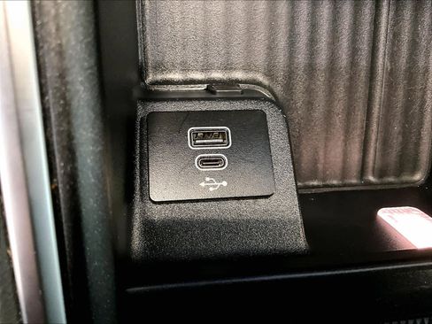 Used 2025 Ford Expedition Max Active image 27