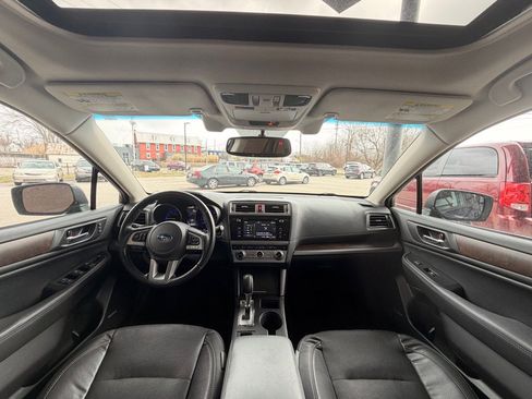 Used 2016 Subaru Outback 3.6R Limited image 18