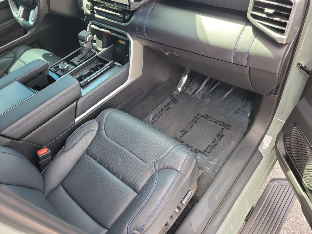 Used 2024 Toyota Sequoia Platinum AWD/4WD image 19