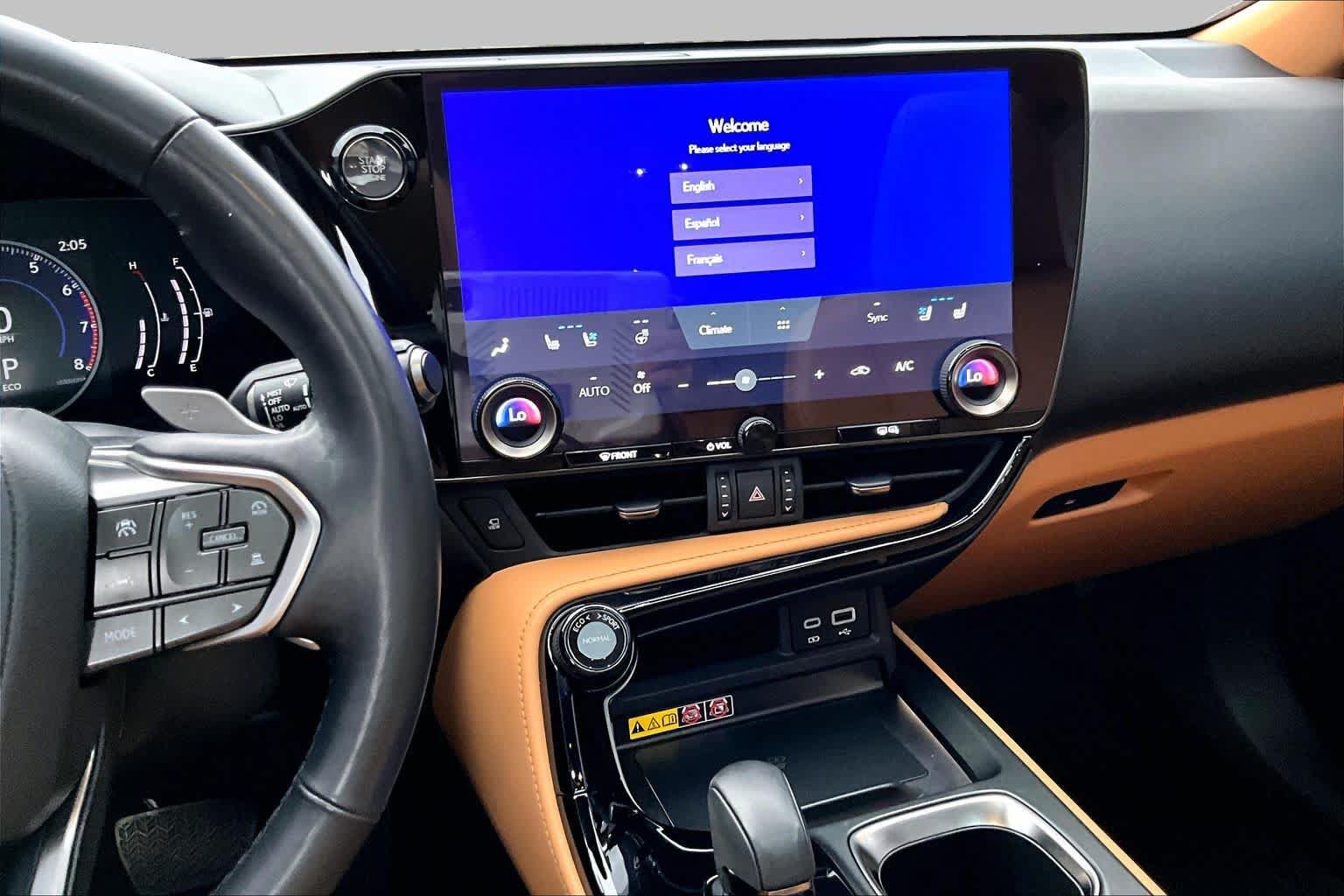 Certified 2025 Lexus NX 350 AWD w/ Accessory Package (2T) image 6