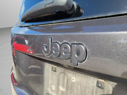 Used 2021 Jeep Renegade Latitude w/ Convenience Group FWD image 29