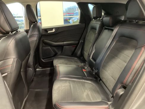 Certified 2021 Ford Escape SEL w/ SEL Stealth AWD Package image 26