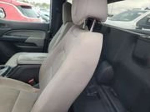 Used 2017 Chevrolet Colorado W/T image 19