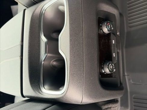 New 2026 Chevrolet Traverse High Country image 13