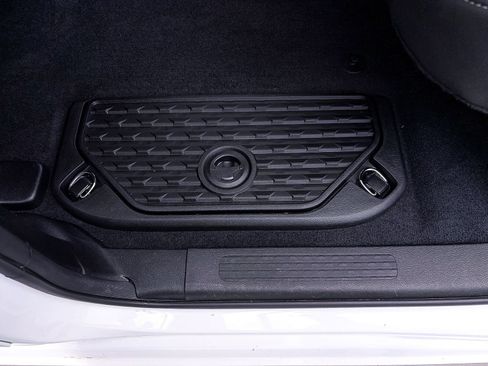 Used 2025 RAM 1500 Warlock AWD/4WD image 35