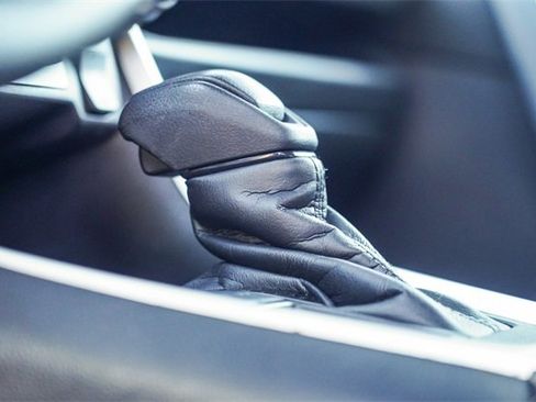 Used 2021 Toyota RAV4 XLE image 24