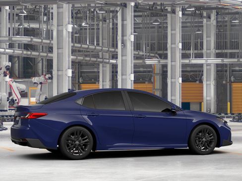 New 2026 Toyota Camry Hybrid AWD/4WD image 13