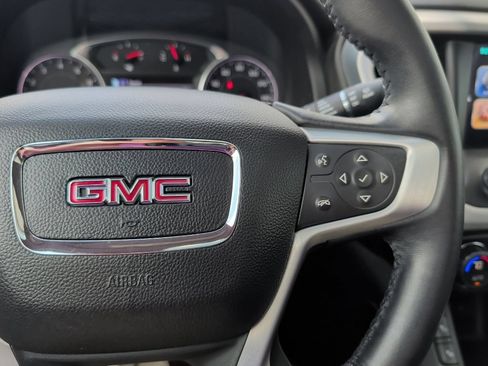 Used 2017 GMC Acadia SLT AWD/4WD image 26