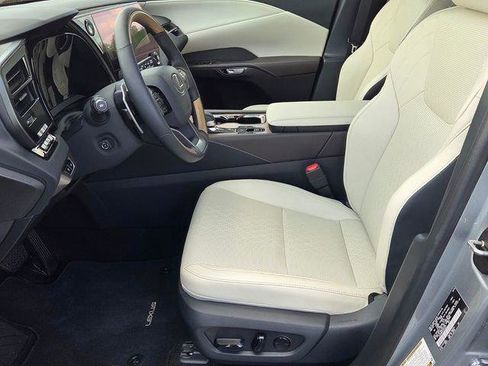 Used 2026 Lexus RX 350 Premium Plus w/ Accessory Package (Z1) image 18