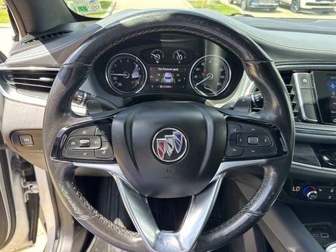 Used 2023 Buick Enclave Essence w/ Experience Buick Package FWD image 27