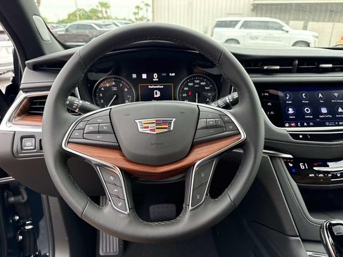 New 2026 Cadillac XT5 Premium Luxury w/ Driver Assist Package AWD/4WD image 26