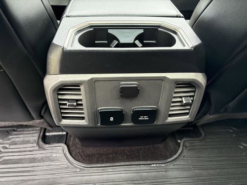 Used 2018 Ford F150 Raptor w/ Equipment Group 802A Luxury image 30