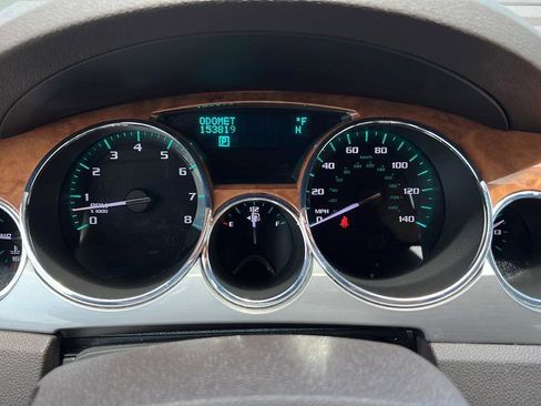Used 2012 Buick Enclave Leather AWD/4WD image 22
