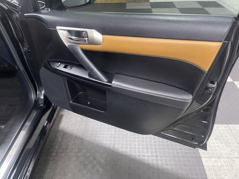 Used 2017 Lexus CT 200h w/ Accessory Package 2 image 25