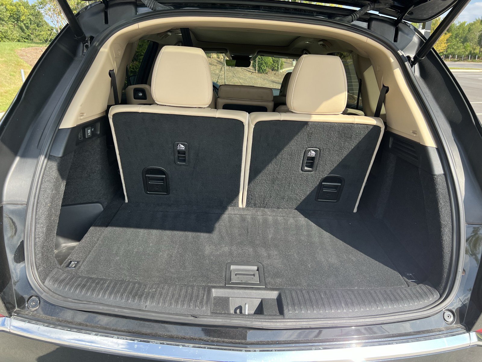 Certified 2025 Acura MDX w/ Technology Package FWD image 34