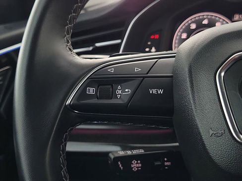 Certified 2023 Audi Q8 Premium Plus w/ Premium Plus Package AWD/4WD image 9