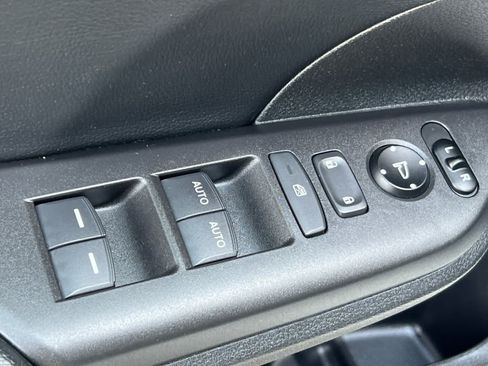 Used 2018 Honda Civic EX-L image 13