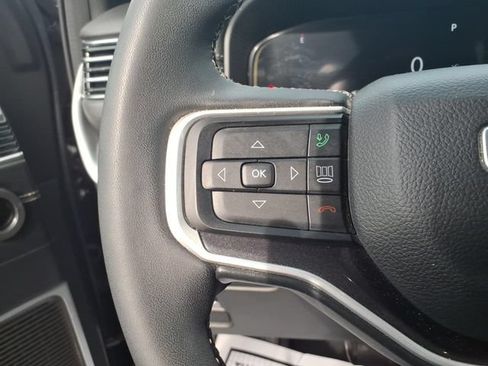 Certified 2023 Jeep Wagoneer 4WD image 28