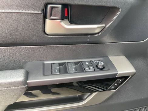 Used 2025 Toyota Tundra Limited image 14