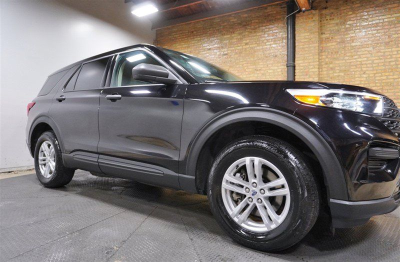 Used 2022 Ford Explorer 4WD w/ Class IV Trailer Tow Package image 8