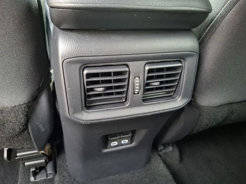 Certified 2025 Toyota RAV4 XLE AWD/4WD image 11