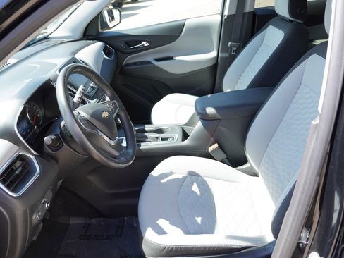 Used 2019 Chevrolet Equinox LT FWD image 15