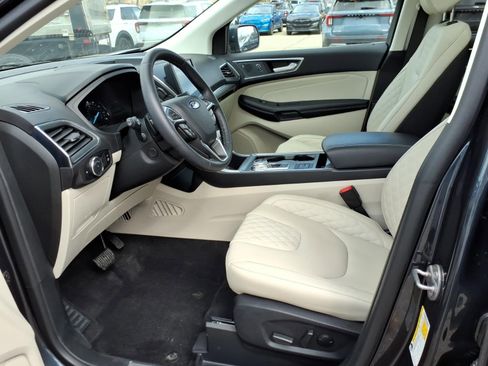 Used 2024 Ford Edge Titanium w/ Equipment Group 301A image 11