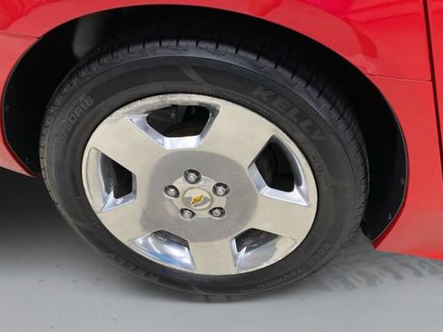 Used 2009 Chevrolet Impala SS w/ Convenience Package FWD image 18