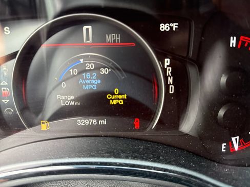 Used 2025 Dodge Durango GT AWD/4WD image 32