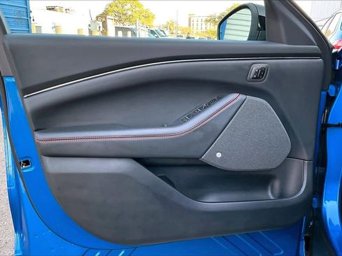 Used 2025 Ford Mustang Mach-E Premium w/ Sport Appearance Package image 21