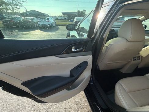 Used 2016 Nissan Maxima 3.5 SL FWD image 12