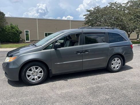 Used 2012 Honda Odyssey LX image 3
