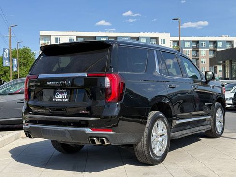 Used 2025 GMC Yukon Denali AWD/4WD image 3