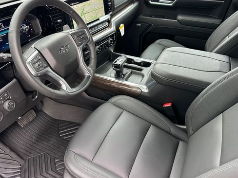 New 2026 Chevrolet Silverado 1500 LT Trail Boss w/ LT Trail Boss Premium Package AWD/4WD image 10