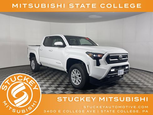 Used 2024 Toyota Tacoma SR5 image 1