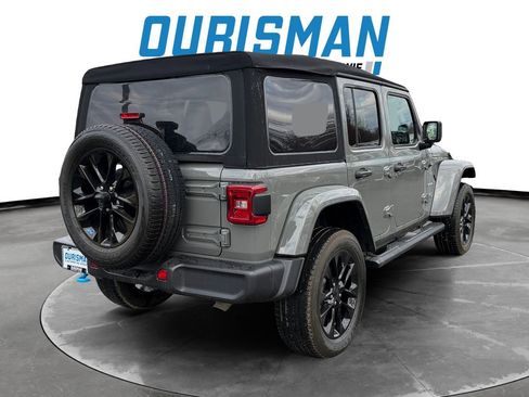 Used 2023 Jeep Wrangler Unlimited Sahara w/ Cold Weather Group image 6