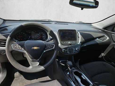 Used 2023 Chevrolet Malibu LT w/ Driver Confidence Package FWD image 18