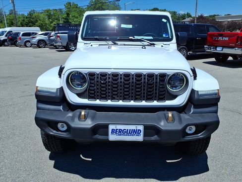 New 2026 Jeep Wrangler Unlimited Sport AWD/4WD image 9
