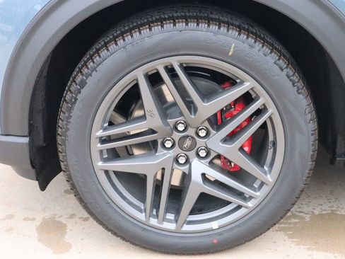 New 2026 Ford Explorer ST w/ Sun And Sound Package image 21