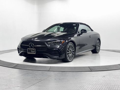 Certified 2024 Mercedes-Benz CLE 300 4MATIC Cabriolet w/ Driver Assistance Package image 3
