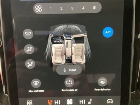 New 2026 Volvo XC90 T8 Ultra w/ Protection Package image 17