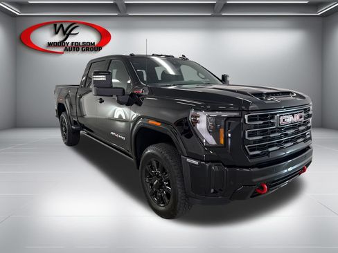 New 2026 GMC Sierra 2500 AT4 w/ AT4 Premium Plus Package AWD/4WD image 3